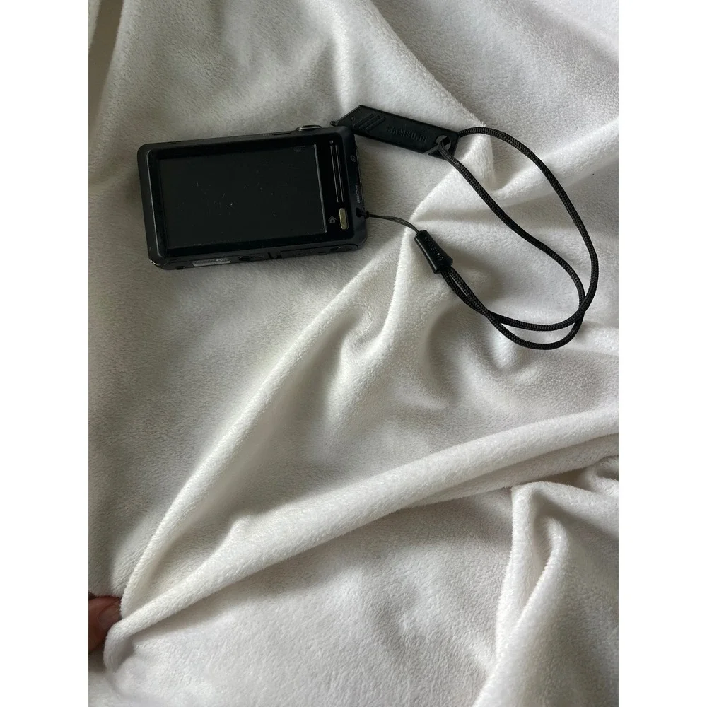 Samsung works*** st700